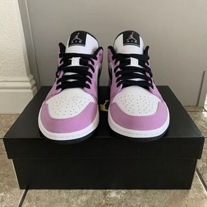 Nike air Jordan 1 low SE Violent shock black white mens size 10
